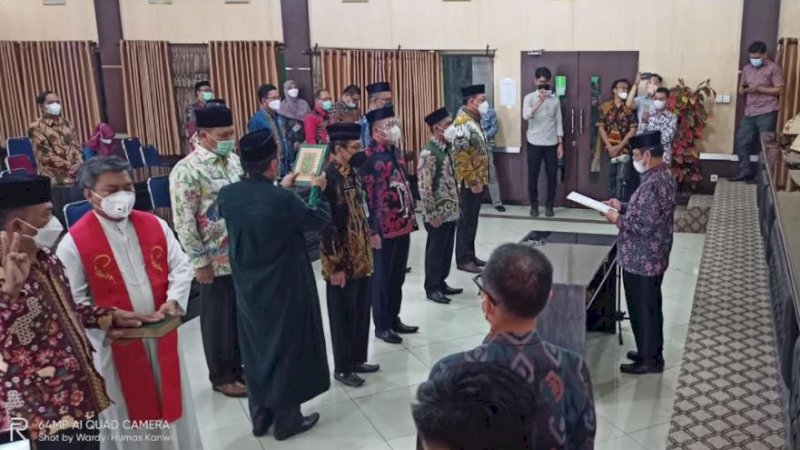 Pelantikan berlangsung di Aula I Kanwil Kemenag Sulsel, Jalan Nuri, Makassar, Rabu (14/7/2021).