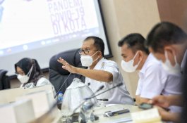 Jaga Kesehatan Warga Makassar, Danny Pomanto Pastikan Cadangan Keperluan Medis Aman