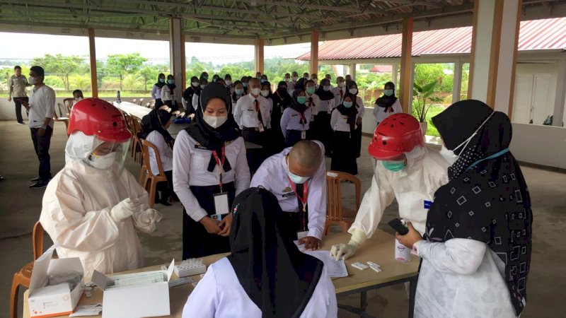 36 Peserta Latsar CPNS Kota Palopo Gelombang II Jalani Swab