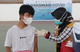 Pengakuan Dua Remaja yang Ikut Vaksinasi Covid-19 di Unhas