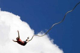 Pengaman Belum Terpasang, Perempuan Ini Tewas Mengenaskan saat Bungee Jumping