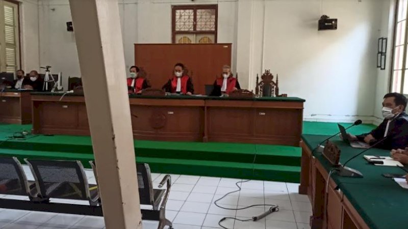 Agung Sucipto terdakwa penyuap Gubernur Sulawesi Selatan nonaktif, Nurdin Abdullah, menjalani sidang putusan di Pengadilan Tipikor Negeri Kelas 1 A Makassar, Senin (26/7/2021).