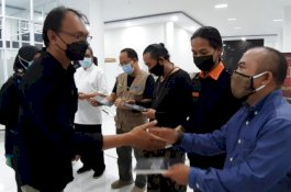 Komunitas Puisi Makassar Luncurkan Buku dan MoU dengan Prodi Bahasa dan Sastra Daerah FBS UNM