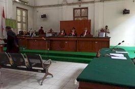 Bacakan Eksepsi, Kuasa Hukum Edy Rahmat Sebut Dakwaan JPU Tidak Cermat