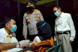 Sasar Mahasiswa, STMIK Handayani Makassar Gelar Vaksinasi Massal