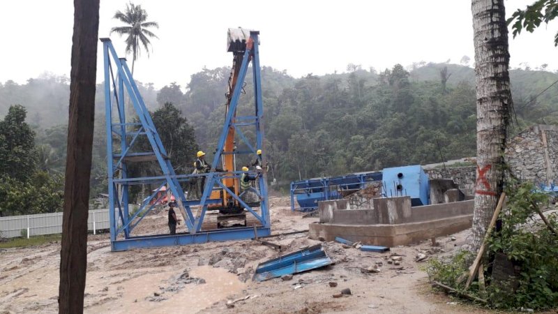 Pengerjaan proyek pembangunan Bendungan Bolango Ulu di Gorontalo. 