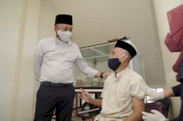 13 Puskesmas di Bantaeng Serentak Laksanakan Vaksinasi