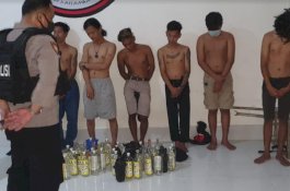 Polisi Sita Sejumlah Miras dari Gedung Islamic Center Pangkep