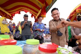 Ketua KTNA Sulsel Sebut Ilham Azikin Sosok Bupati yang Peduli Petani