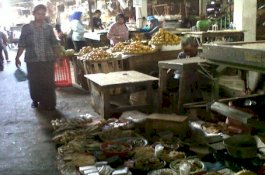 DPRD Gowa Minta 567 Kios di Pasar Induk Segera Diperbaiki