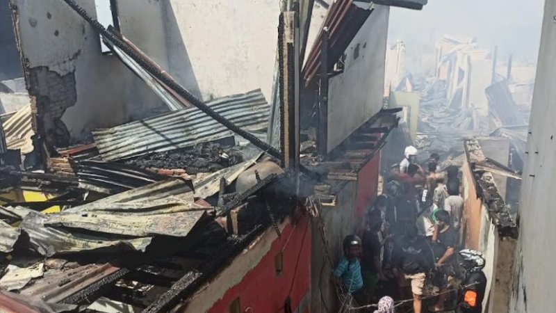 Kebakaran di Jalan Muhammad Tahir, Kelurahan Jongaya Kecamatan Tamalate, Kota Makassar, Rabu (11/8/2021).