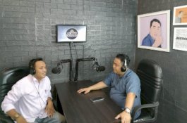 Advokat Asal Jeneponto Launching Podcast Lawyear Speaking di Makassar