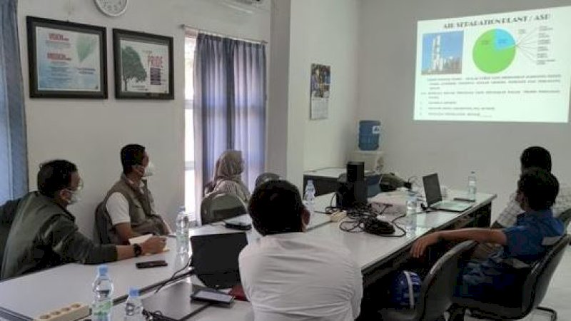Rombongan PLN UIW Sulselrabar berkunjung ke PT Samator Gas Industri di KIMA, Kota Makassar, yang merupakan industri oksigen terbesar di Sulawesi Selatan.