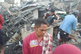 Pengusaha Burger di Makassar Jadi Korban Kebakaran di Kompleks Lepping