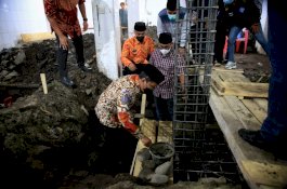 Wali Kota Danny Letakkan Batu Pertama Pembangunan Masjid Babu Taubah