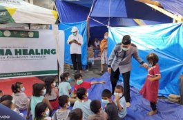 Baznas Makassar dan FK UMI Beri Trauma Healing Anak-Anak Korban Kebakaran Jalan Muhammad Tahir