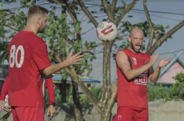 Jelang Kick Off Liga 1, Dua Pemain Asing PSM Makassar Makin Padu