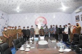 Bertekad Kembangkan LPPL Radio Turatea, Diskominfo-Komisi III DPRD Jeneponto Berkunjung ke KPID Sulsel