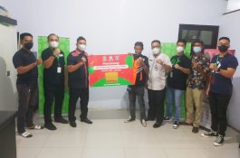 Cegah Penularan Covid, Jukir Dapat Hadiah Karena Bayar Jasa Parkir dengan Non-tunai
