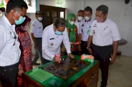 Resmikan Kantor Desa Kulo, Bupati Sidrap Ajak Warga Berdoa Agar Segera Lepas dari Pandemi Covid-19