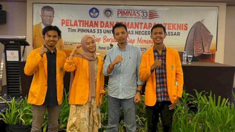 Mahasiswa Universitas Negeri Makassar (UNM) melakukan penelitian model pembelajaran untuk menangkal penyebaran paham radikalisme bagi generasi muda.
