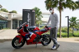Dibeli Tunai Rp550 Juta, Ini Konsumen Pertama Honda CBR600RR di Indonesia
