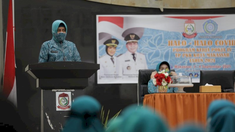 Ketua TP PKK Makassar,  Indira Jusuf  Ismail melantik ketua TP PKK Kecamatan, di Baruga Angging Mammiri, Jumat (03/09/2021),