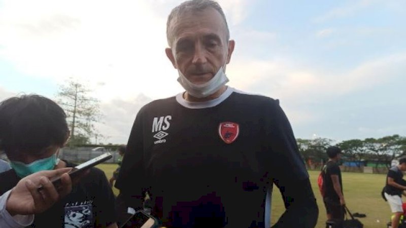 Pelatih PSM Makassar, Milomir Seslija.