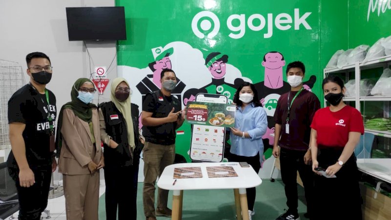 Dompet Dhuafa Sulsel Teken MoU dengan Gojek Indonesia Berbagi Kenyang untuk Anak Yatim