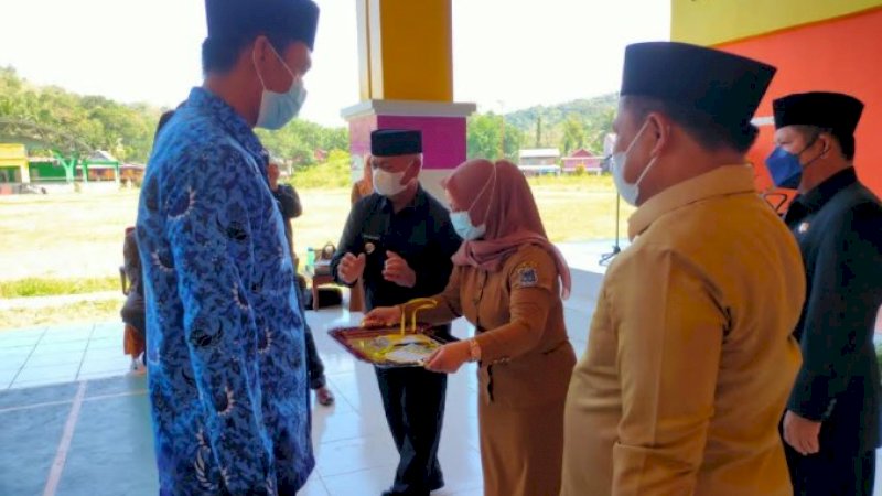 Bupati Muslimin Bando Tutup Latsar CPNS Golongan II dan III Kabupaten Enrekang 2021