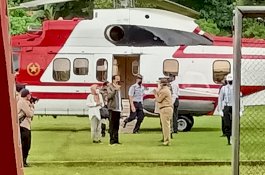 Tiba di Stadion Andi Ninnong, Bupati Wajo Sambut Jokowi lalu ke Lokasi Vaksinasi