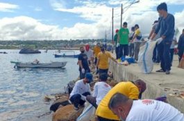 Harhubnas, KSOP Parepare Gandeng Berbagai Stakeholder Bersih Pantai