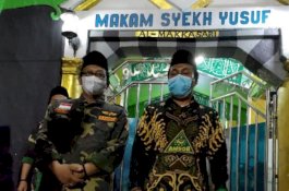 Konferwil Usai, Ketua Terpilih Ansor Sulsel Ziarah ke Makam Muassis NU