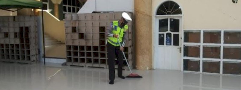 Jelang HUT Ke-66 Lantas, Satlantas Polres Jeneponto Gelar Baksos di Masjid Agung