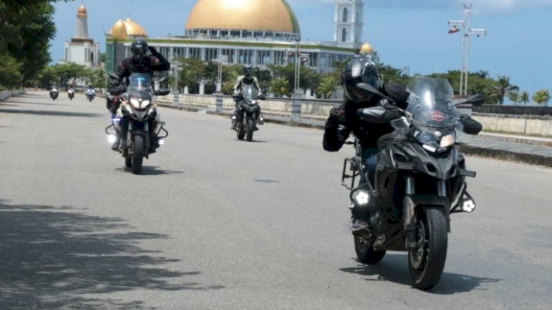 Tempuh Jarak 1.200 Kilometer, Benelli Big Bike Sukses Taklukkan Rute Kendari-Makassar