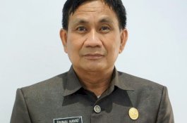 Patuh Wajib Pajak, Sekretariat DPRD Wajo Diganjar Penghargaan