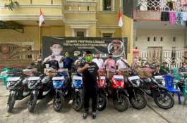 Legislator Muda PPP Makassar Bagikan Kendaraan Operasional ke PAC