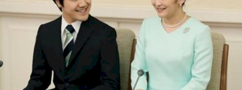 Pilih Menikah dengan Teman Kampus, Kaisar Akihito Lepaskan Status Kerajaan dan Uang Rp18,5 Miliar