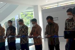 Hyundai Resmikan Showroom di Makassar dan Palu, Pelanggan Bisa Beli Mobil Cukup dari Rumah