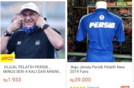 Duh! Pelatih Persib Bandung Robert Rene Alberts Dijual di Toko Daring