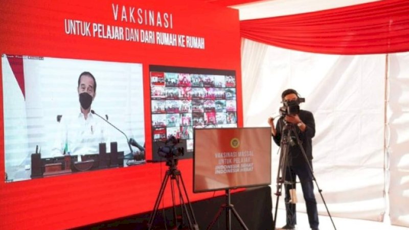 Disaksikan Presiden Jokowi, Plt Gubernur Sulsel Ajak Pelajar SMP-SMA Ikut Vaksinasi