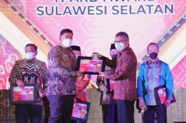 Pemkab Sidrap Diganjar Penghargaan TPAKD