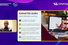 Webinar Kemenkominfo, Bupati Wajo Bicara Peran Teknologi di Dunia Pendidikan