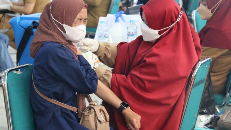 Gelaran vaksinasi COVID-19 di Sulawesi Selatan, beberapa waktu lalu.