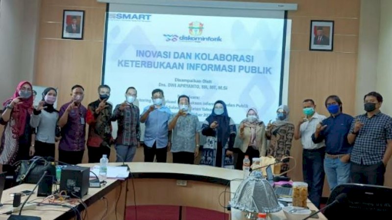 Pemaparan berlangsung di ruang rapat Komisi Informasi (KI) Provinsi Sulawesi Selatan, Kota Makassar, Kamis (7/10/2021).