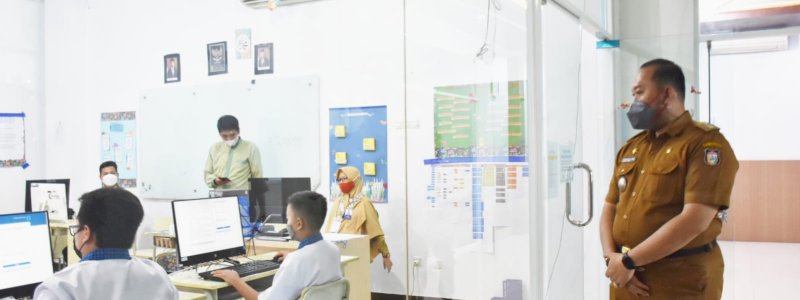 Pantau PTM, Camat Panakkukang Minta Agar Tidak Ada Klaster Baru