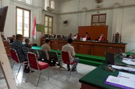 Tiga Belas Tahun Ikut, Eks Ajudan Tegaskan Nurdin Abdullah Tidak Pernah Terima Uang Hadiah dari Pengusaha