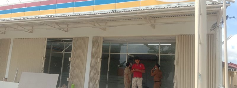 Langgar Aturan, Bangunan Minimarket Dibongkar di Jeneponto