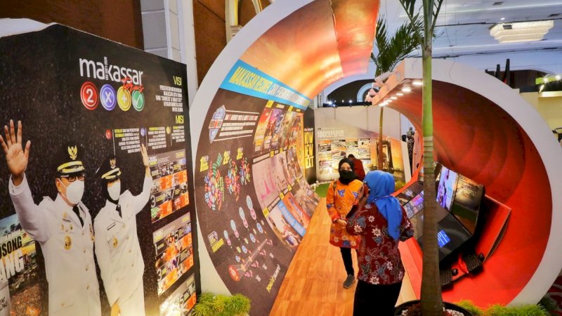 Stand Kota Makassar meraih Juara 1 kategori Stand terbaik dalam ajang Indonesia Smart City Forum dan Expo 2021 yang merupakan rangkaian acara Asosiasi Pemerintah Kota Seluruh Indonesia (APEKSI) di The Rich Hotel, Yogyakarta.
