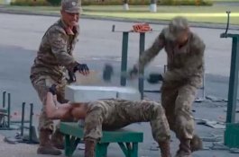 Atraksi Brutal Tentara Korea Utara yang Bikin Cemas Kim Jong-un lalu Bertepuk Tangan